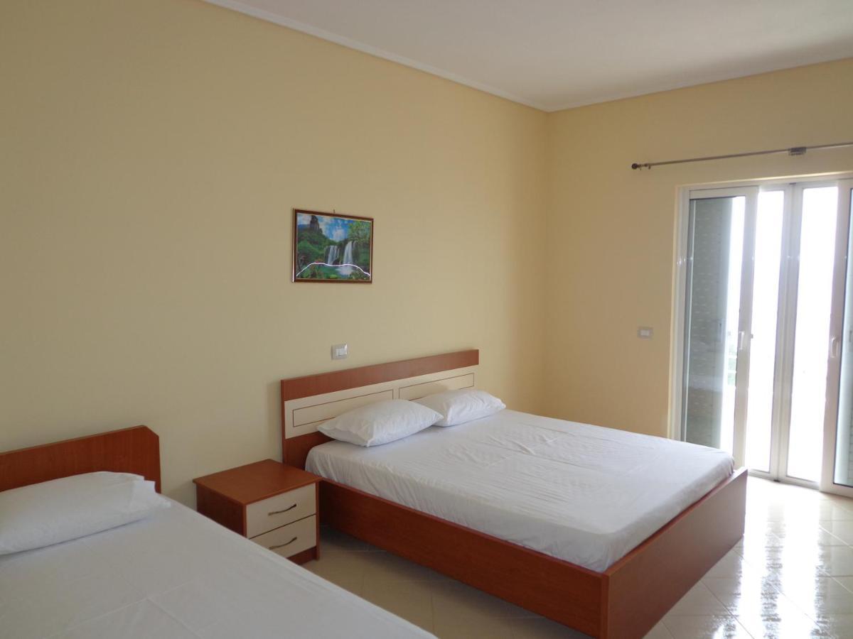 Olympian Rooms Dhërmi Esterno foto