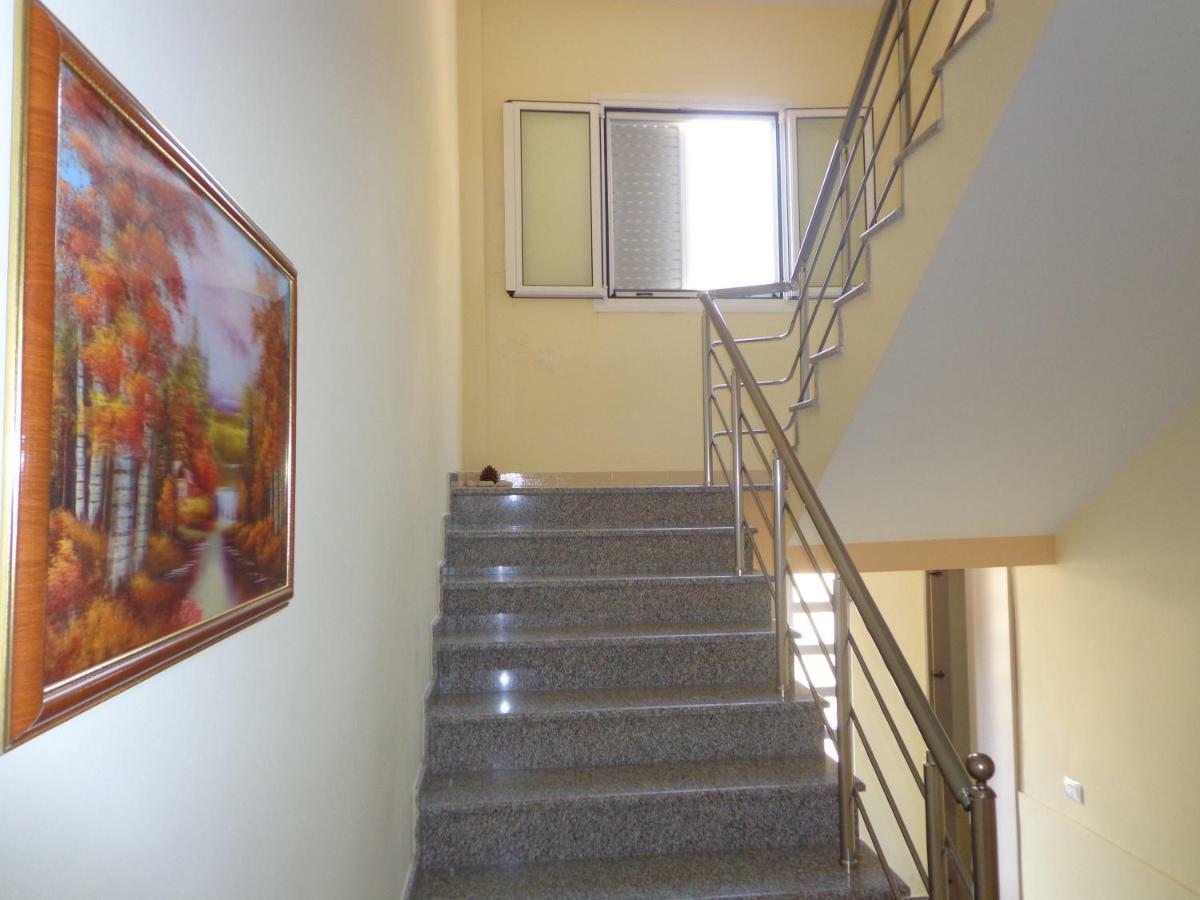 Olympian Rooms Dhërmi Esterno foto